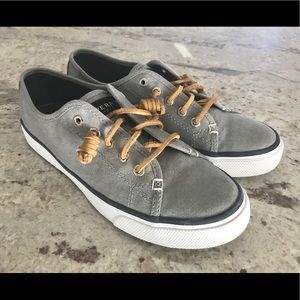 Woman’s Sperry Top-Sider Canvas Sneakers